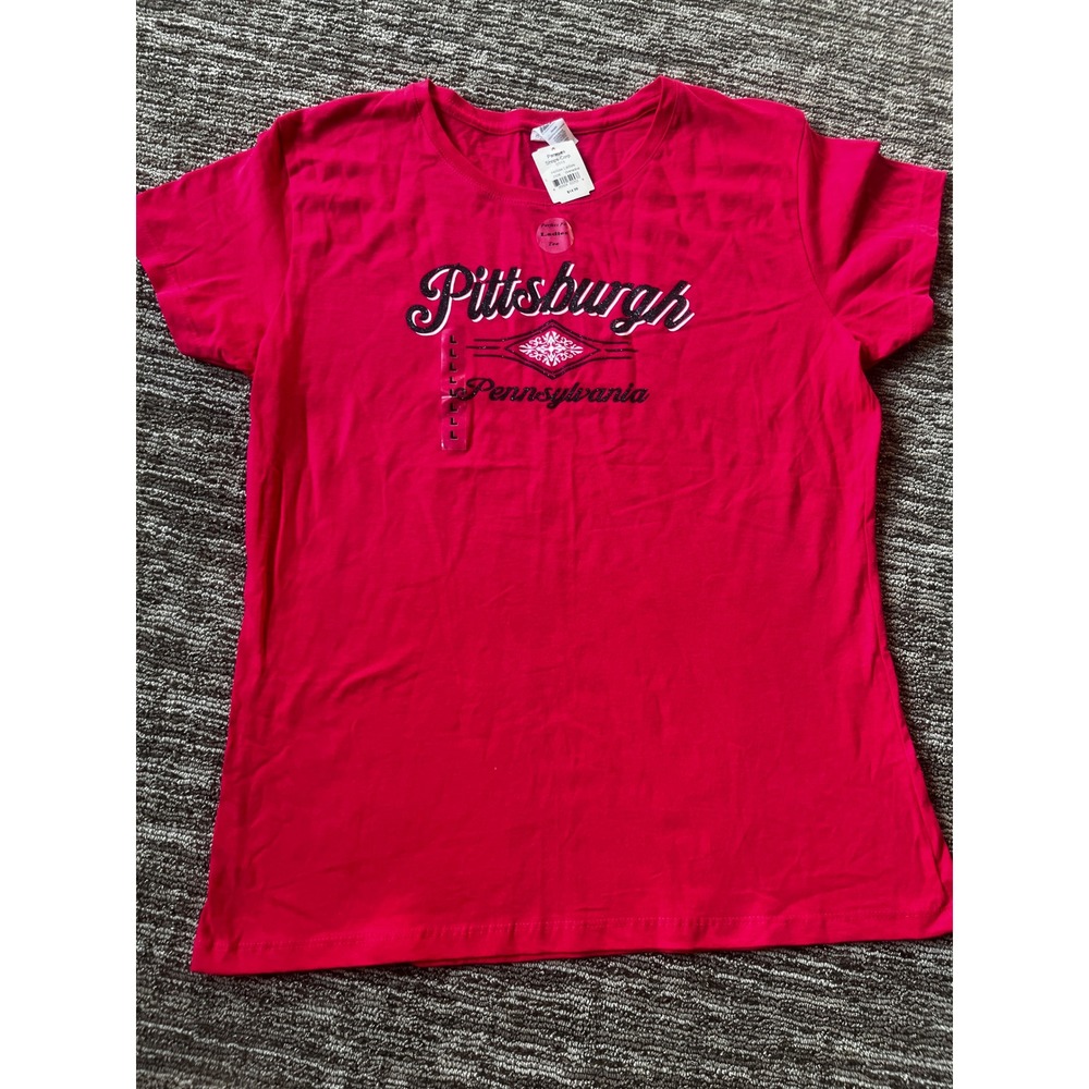 Fantasy Activewear Pittsburgh Pennsylvania Souvenir T-Shirt Red Glitter Large